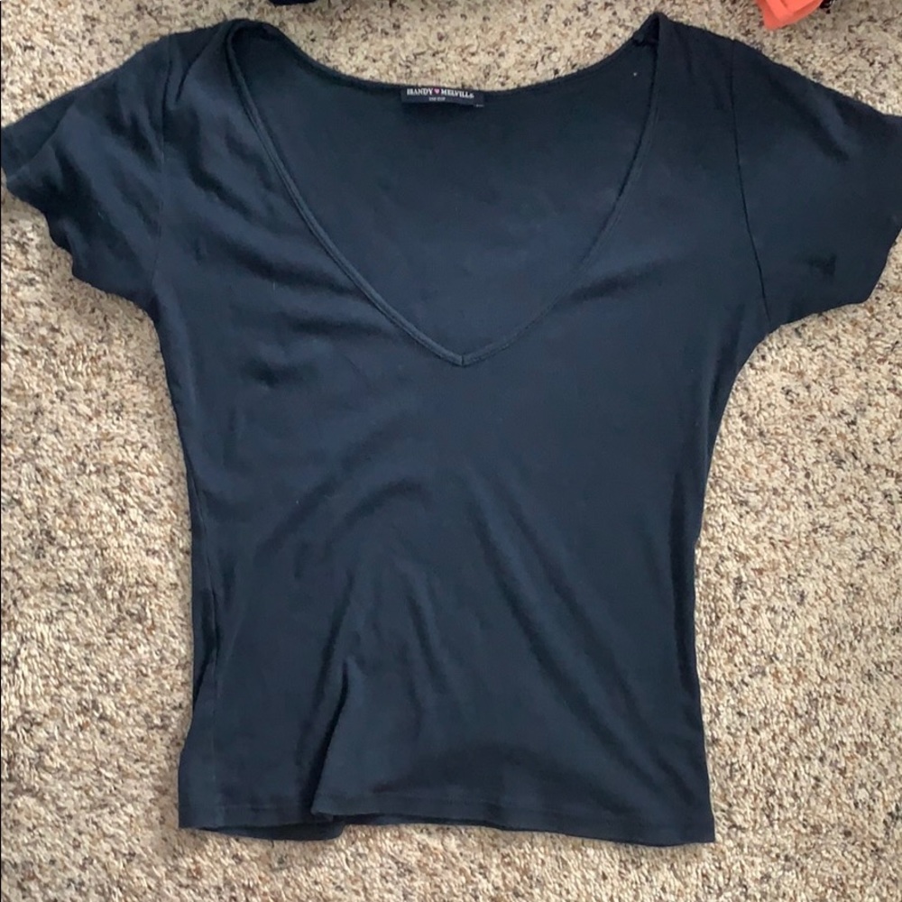 Brandy Melville v neck tshirt